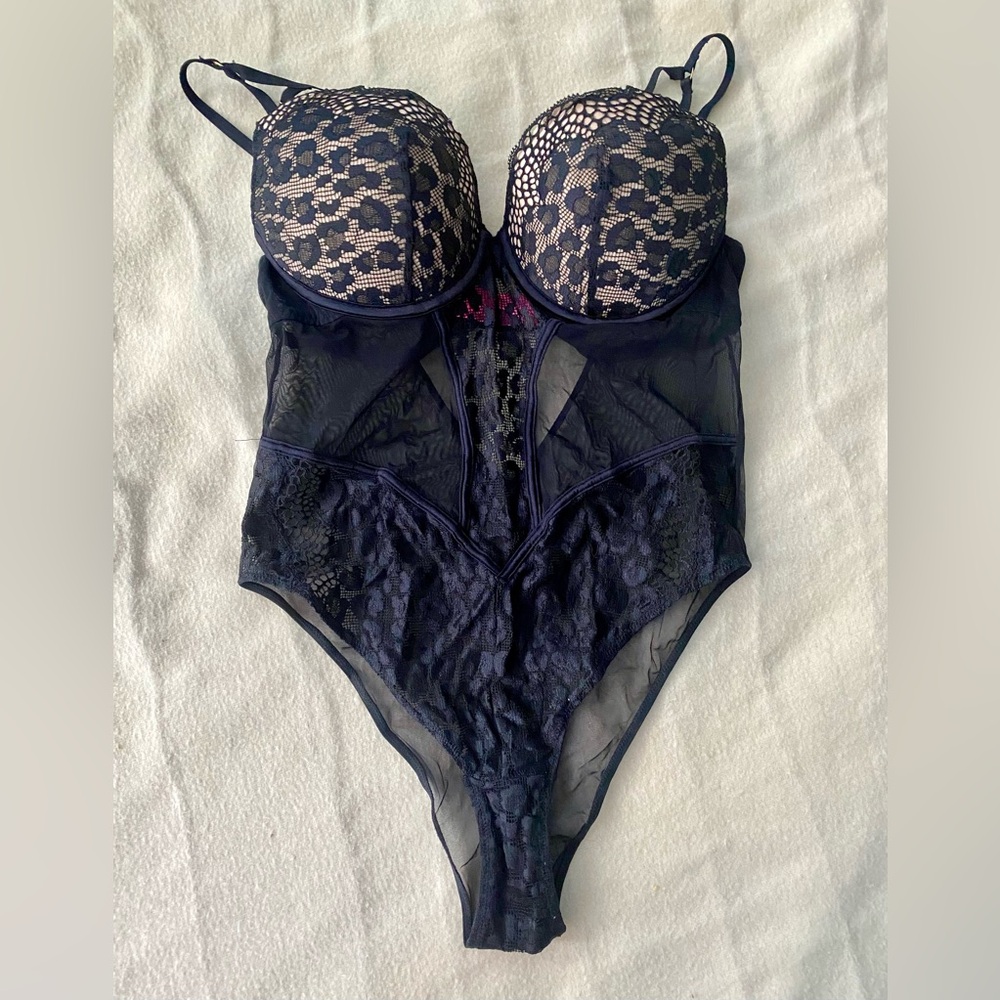 Gorgeous La Senza piece. Size L